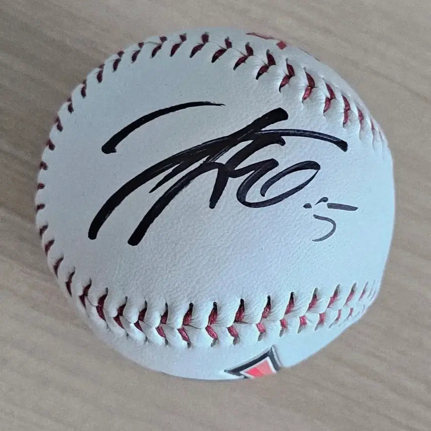 [BUNJANG] Kia Tigers Kim Do-young Signed Baseball (Logo) / 기아타이거즈 김도영 싸인볼(로고)