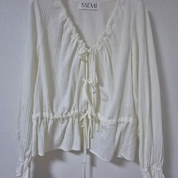 [BUNJANG] SSEMI Three Ribbon Blouse - Ivory / SSEMI 쎄미 블라우스 아이보리
