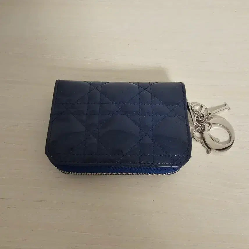 [BUNJANG] Dior Lady Dior Wallet Navy / 디올 레이디 디올 지갑 네이비 판매합니다.