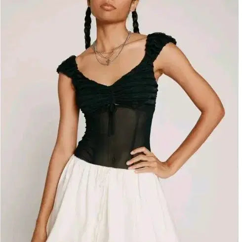 [BUNJANG] Urban Outfitters Kimchi Blue Lace Crop Top - Size S / 어반아웃피터스 김치블루 레이스 크롭탑 S