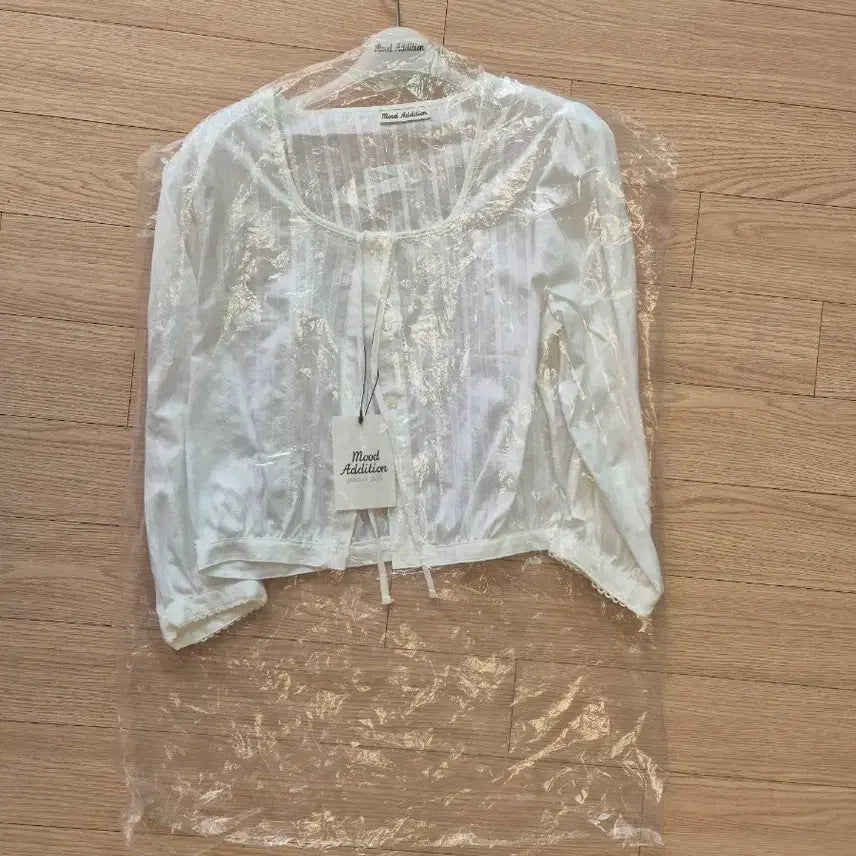 [BUNJANG] Mood Addition Blouse / (새상품) mood addition 무드에디션 블라우스