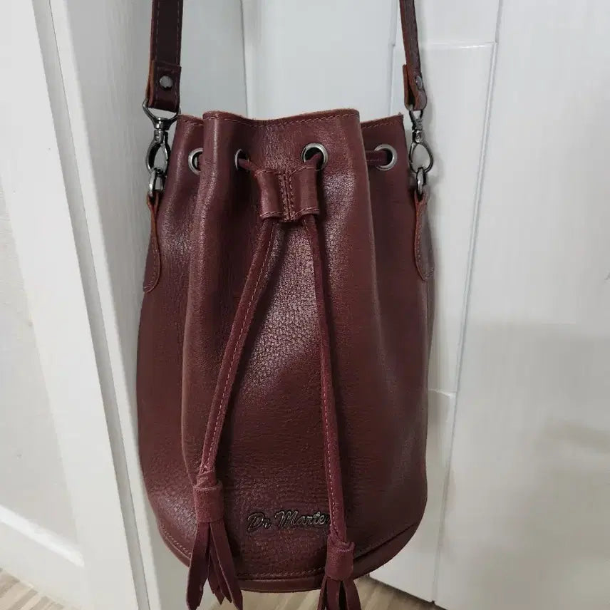 [BUNJANG] Dr. Martens Leather Shoulder Bag Burgundy / 닥터마틴 숄더백 버건디