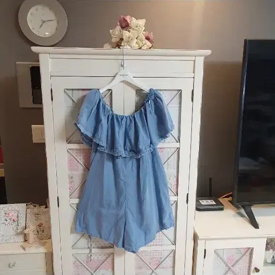 [BUNJANG] Zara Denim Off-Shoulder Jumpsuit Size 55 / 자라 데님 점프수트 /55