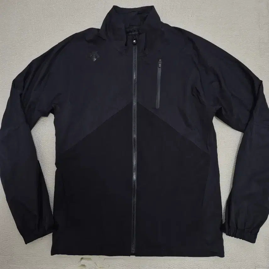 [BUNJANG] Descente Golf Men's Windbreaker Jacket / 데상트골프남성바람막이자켓