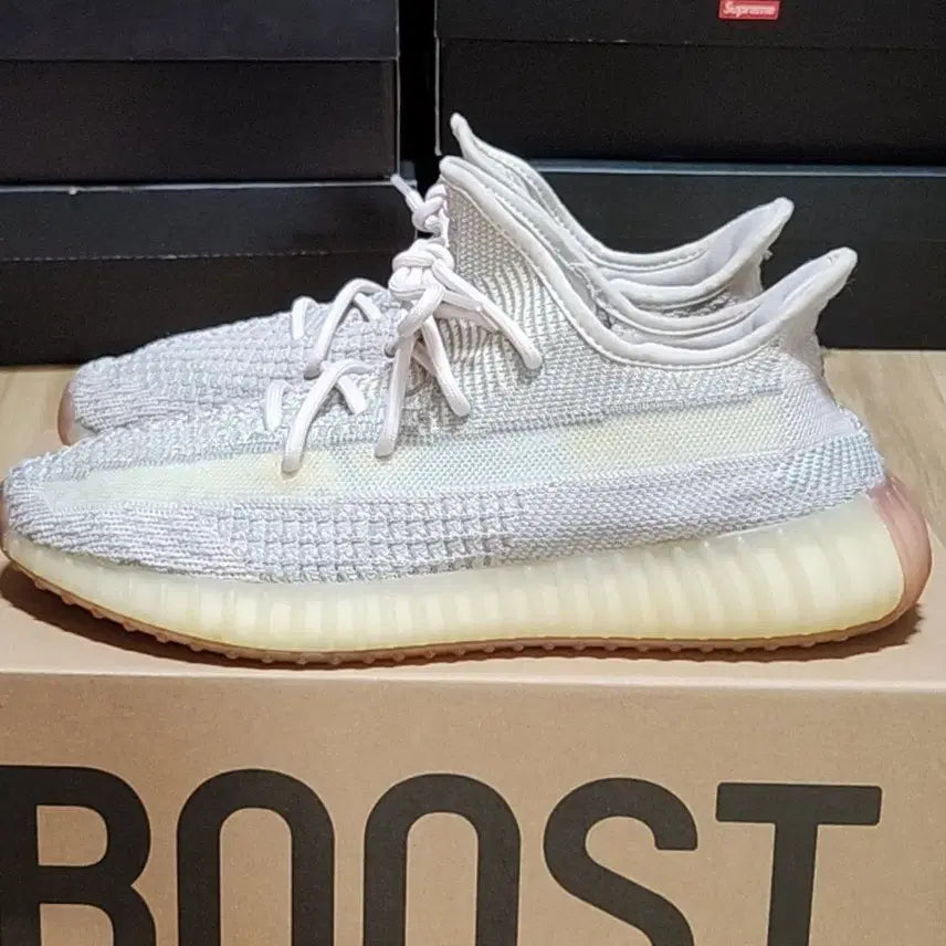 [BUNJANG] Adidas Yeezy Boost 350 V2 Citrin Sneakers (Size 280) / 아디다스 이지부스트 280 시트린 350V2
