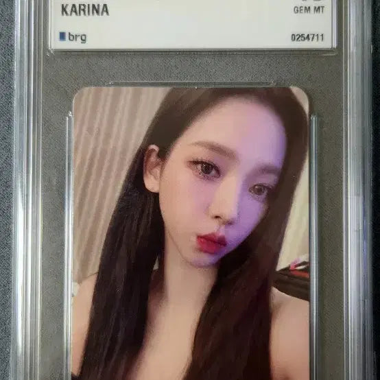 [BUNJANG] Aespa Karina 2022 Girls Fan Sign Event Photocard GEM MT 10 / 카리나 2022 걸스 팬사인회 포토카드 brg10
