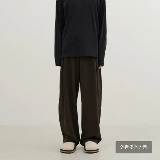 [BUNJANG] EQL Logo Embroidered Sweatpants Dark Khaki / 새상품) EQL 로고 자수 스웻팬츠 다크 카키