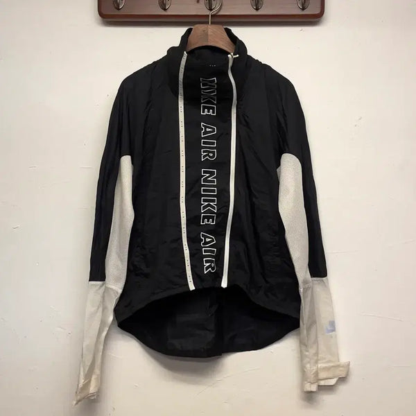 [BUNJANG] Nike Women's Air Lightweight Windbreaker Jacket / 나이키 (우먼) 에어 경량 바람막이 자켓