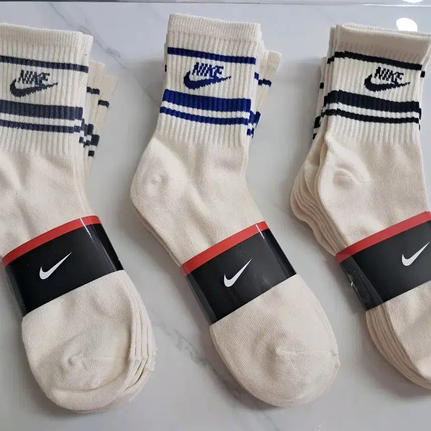 [BUNJANG] Nike Everyday Essential Sports Socks - Men's / 정품] 나이키 NIKE 에브리데이 에센셜 스포츠 양말 ㅡ 남성용