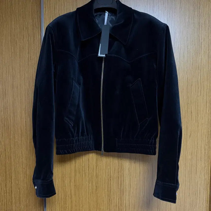 [BUNJANG] Noir Velvet Western Crop Blouson (Black) Size 50 / 노이어 벨벳 웨스턴 크롭 블루종 (블랙) 50 사이즈