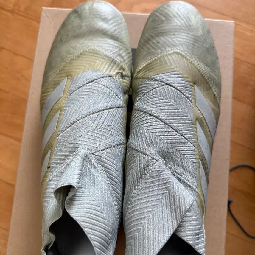 [BUNJANG] Adidas Nemeziz 18.3 FG Football Boots Size 295 / 축구화 네메시스 fg 18.3? 295