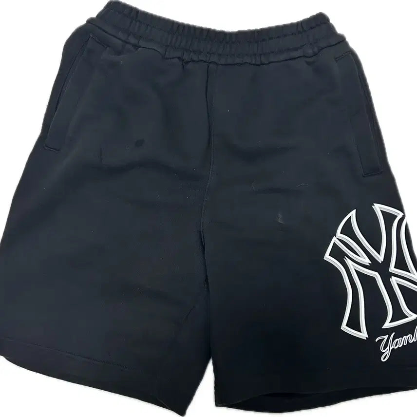 [BUNJANG] MLB New York Yankees Black Bermuda Shorts / mlb 양키스 검정색 반바지