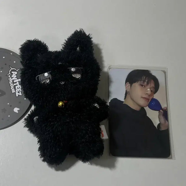 [BUNJANG] ATEEZ Aniteez Wooyongnyang Unused Keyring + Wooyong Photocard / 에이티즈 애니티즈 우요냥 미사용 키링 + 우영포카