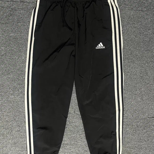 [BUNJANG] Adidas Jogger Pants (M) / 아디다스 조거팬츠(M)