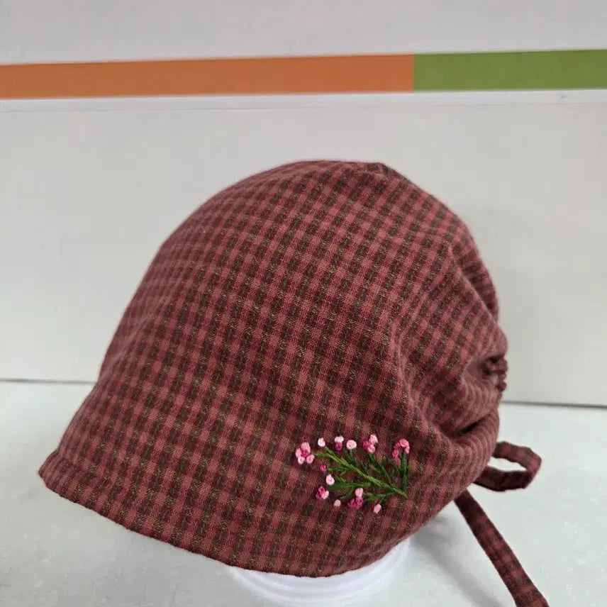 [BUNJANG] Handmade French Embroidery & Quilt Bonnet Hat / 프랑스자수&퀼트 모자(보넷)