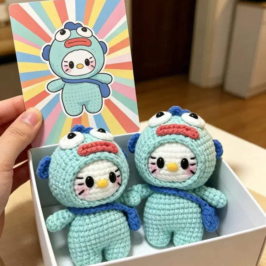 [BUNJANG] Handmade Knitted Gyo-dong Hello Kitty Charm Keychain/Bag Accessory / 손뜨개 한교동 헬로키티 뜨개 인형 키링/가방고리 핸드메이드