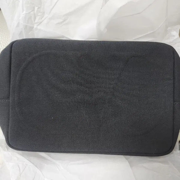 [BUNJANG] Valentino New Pouch Black / 발렌티노 신상 파우치 블랙