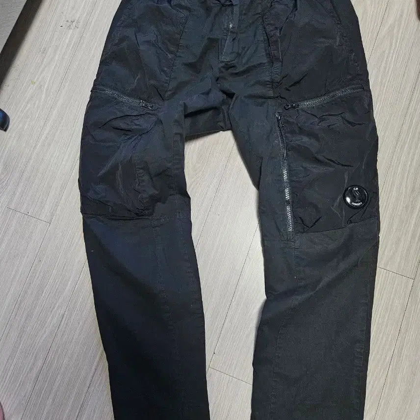 [BUNJANG] CP Company Cargo Pants Black / 백화점__CP컴퍼니 카고 팬츠 34 36  48사이즈