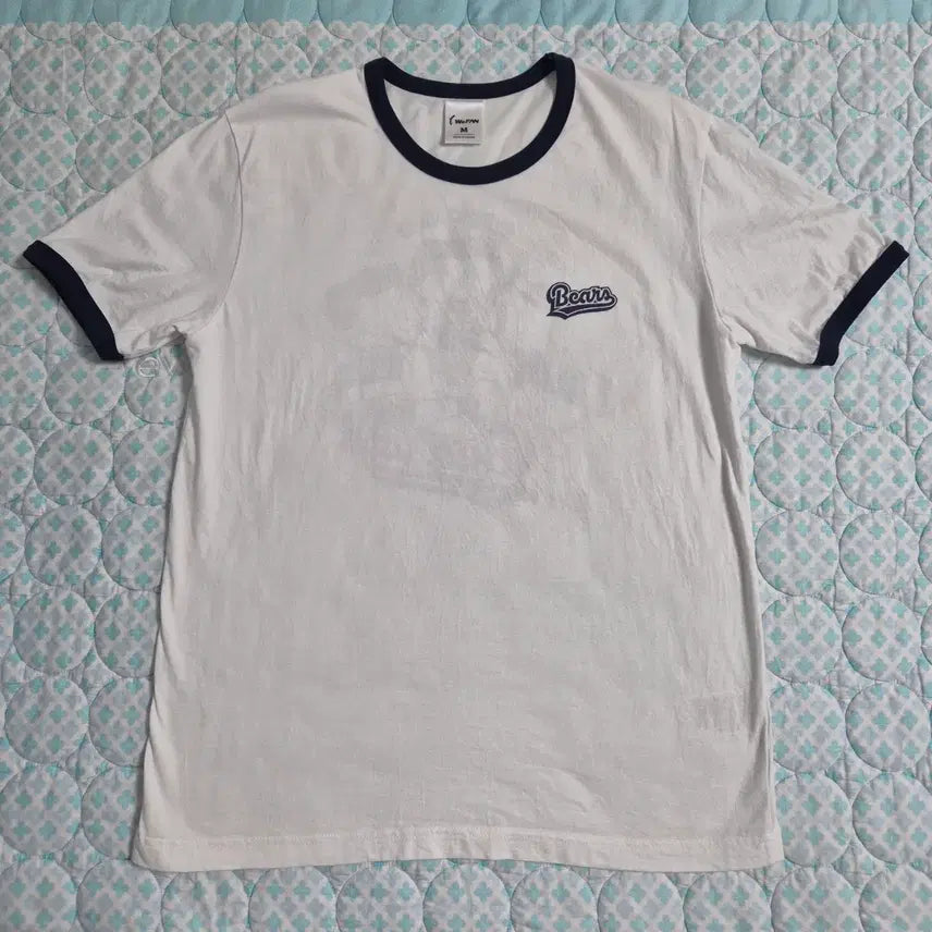 [BUNJANG] Doosan Bears MangGom Ringger T-shirt (M) / 두산베어스 망곰 링거 티셔츠 (M) 망그러진곰