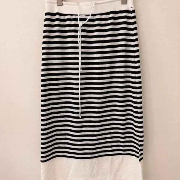 [BUNJANG] Form Studio Hansome Stripe Midi Skirt / 폼스튜디오 / 한섬 스커트 64-94