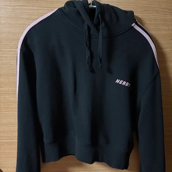 [BUNJANG] NERDY Cropped Hoodie & Pants Set - Black/Pink / NERDY 크롭 후드티 & 바지 세트 블랙 핑크