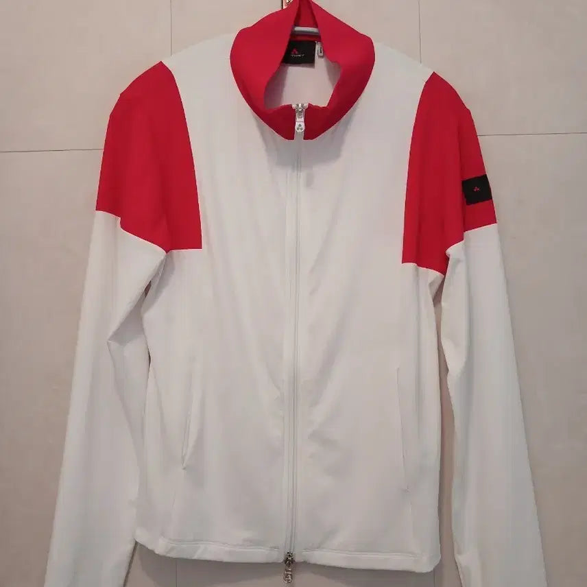 [BUNJANG] Petrei Women's Zip-Up Jacket Size 42 / 페트레이 정품 여성 집업 42 사이즈