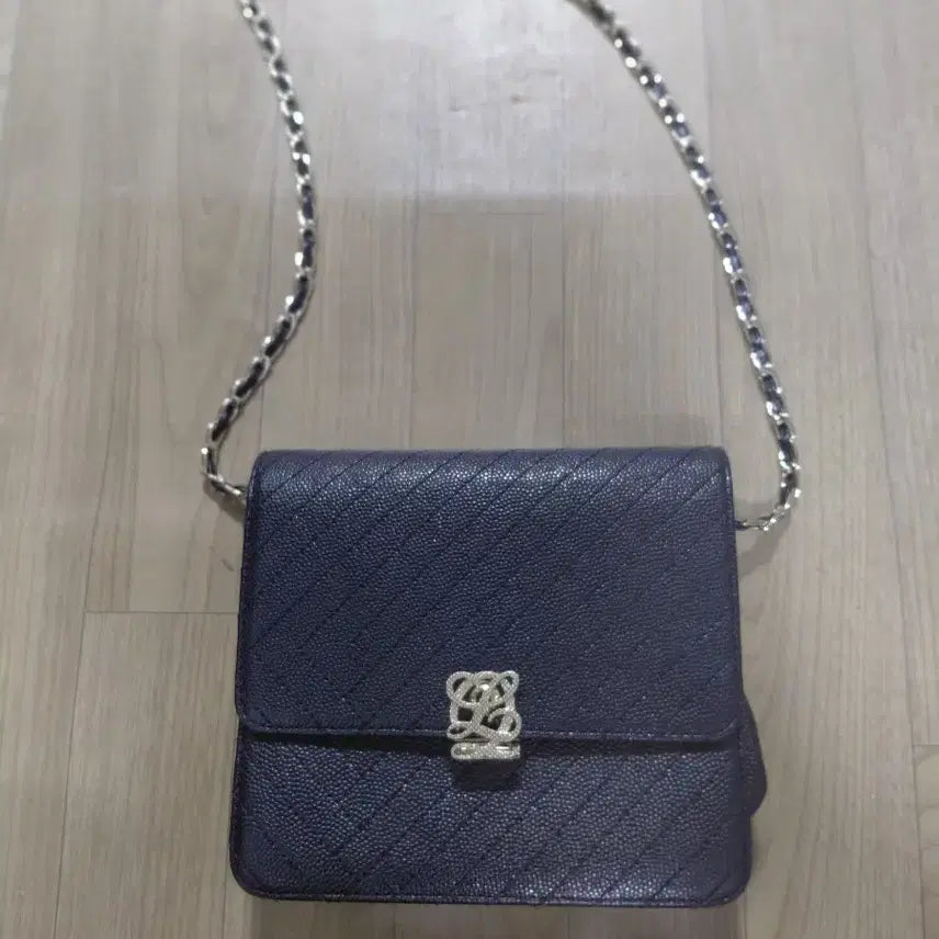 [BUNJANG] Louis Quatorze Women's Crossbody Bag / 루이까또즈 가방