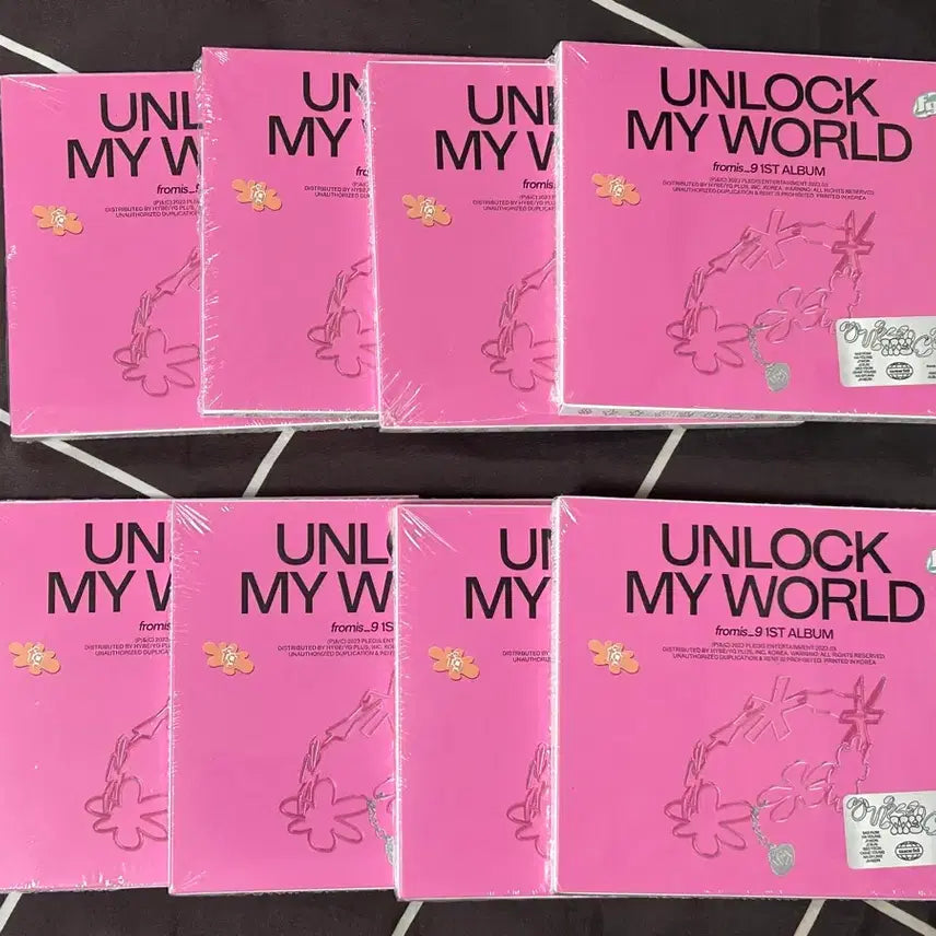 [BUNJANG] fromis_9 unlock my world Sealed Album (Random Version) / 프로미스나인 프미나 unlock my world 미개봉 앨범 미나우