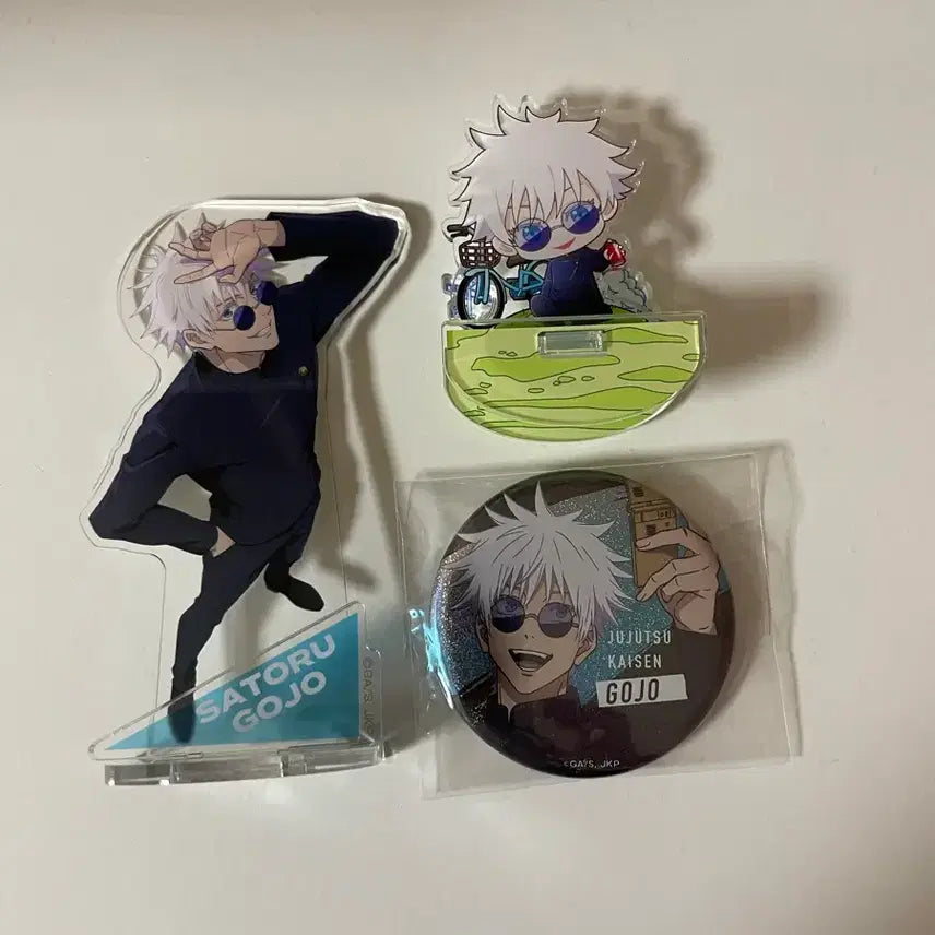 [BUNJANG] Jujutsu Kaisen Satoru Gojo Acrylic Stand & Badge Bundle Set / 주술회전 고죠 사토루 아크릴 스탠드 뱃지 일괄