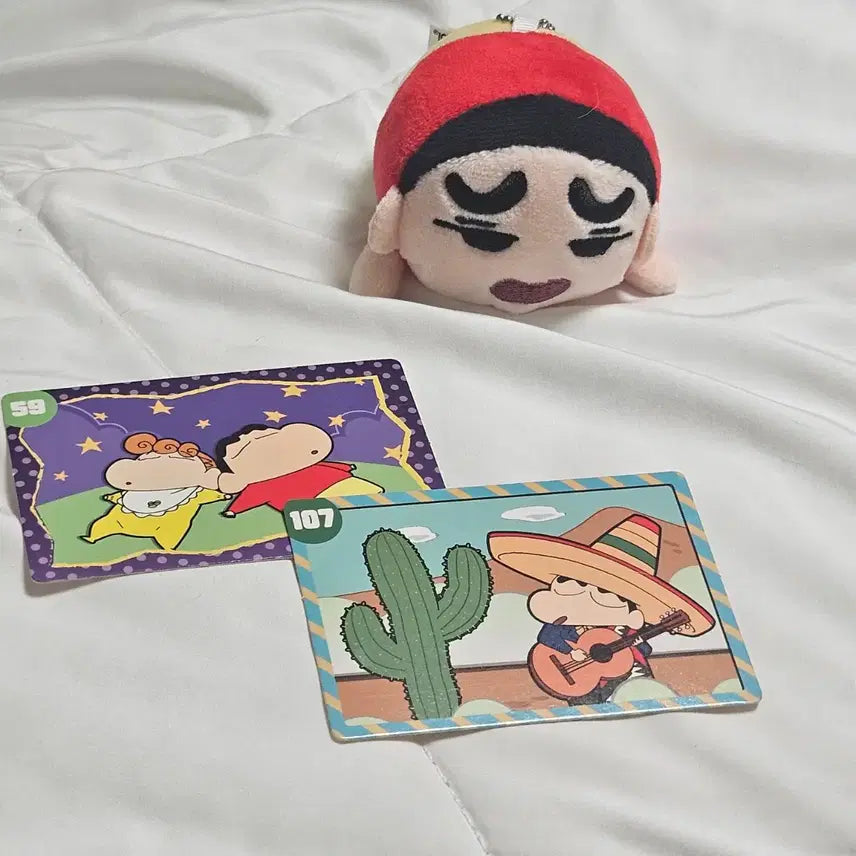 [BUNJANG] Crayon Shin-chan Magnet Plush Keyring + Card Set / [짱구] 자석 인형키링,카드