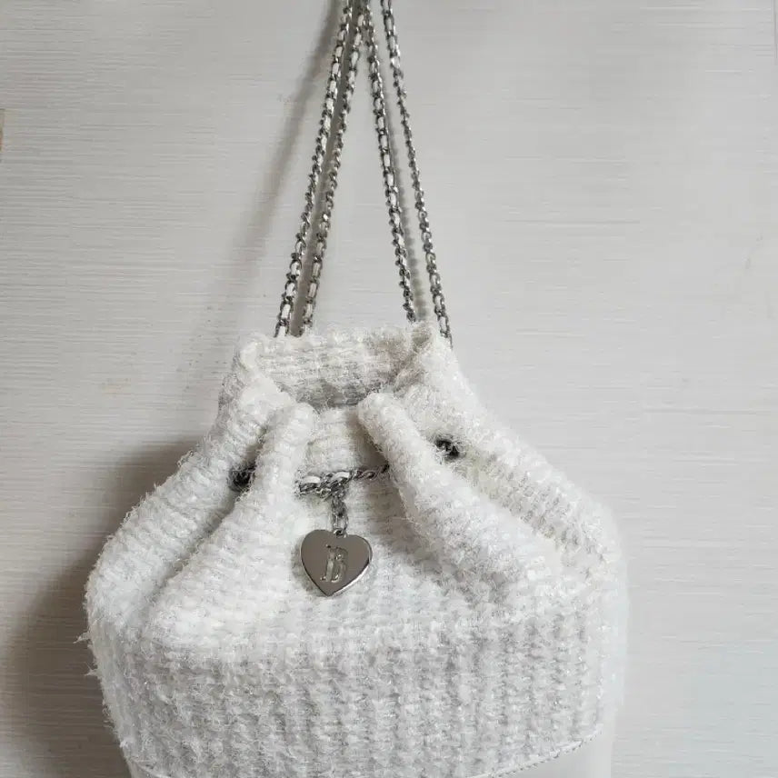 [BUNJANG] The Barnet Tweed Backpack Ivory / 더바넷 트위드 백팩 아이보리