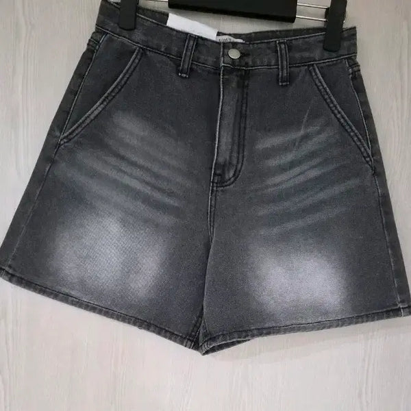 [BUNJANG] M Size 4" Inseam Denim Shorts / M 4부 데님반바지 새상품
