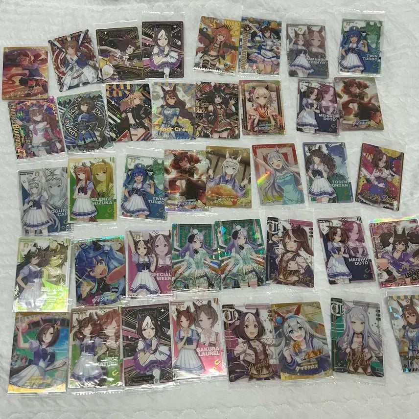 [BUNJANG] Uma Musume & Weiß Schwarz Card Bundle / 우마무스메 웨하스카드 42장 바이스슈발츠 40장