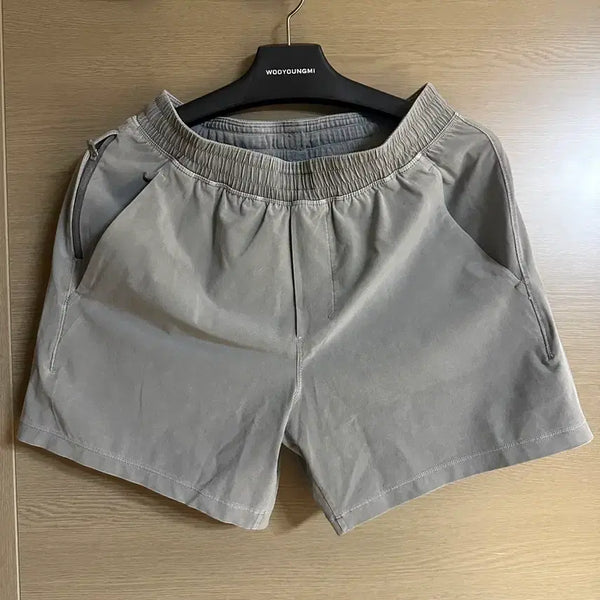 [BUNJANG] Lululemon Washed Face Breaker 5" Linerless Shorts Feather Grey / [S]룰루레몬 워시드 페이스브레이커 5인치 라이너리스