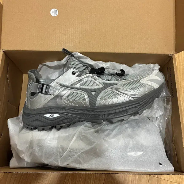 [BUNJANG] Mizuno Wave Rider Trail SE Silver Grey Running Shoes / 미즈노 레이서 트레일 SE 실버 그레이 팝니다. 265