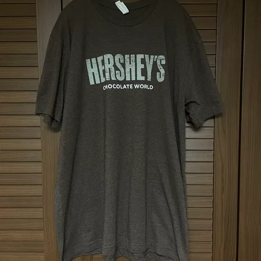 [BUNJANG] Hershey's Chocolate Logo T-Shirt L / 허쉬초코릿 로고 티셔츠 / L