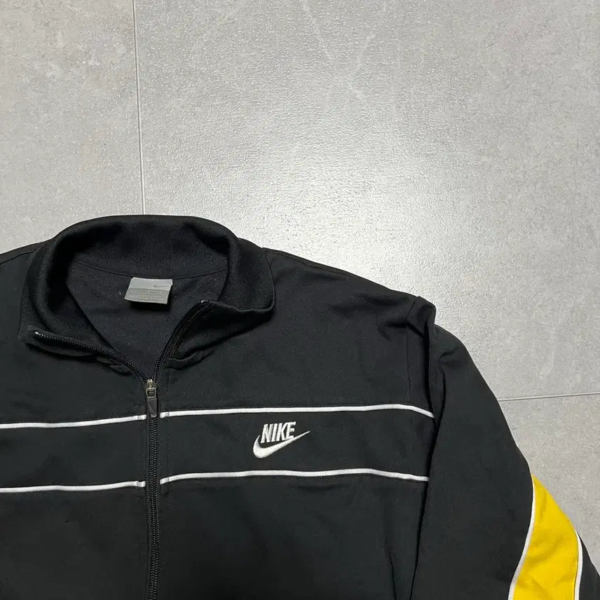 [BUNJANG] Nike Black Yellow Track Top Training Jersey / [L] 00s 나이키 블랙 옐로우 트랙탑 트레이닝 져지