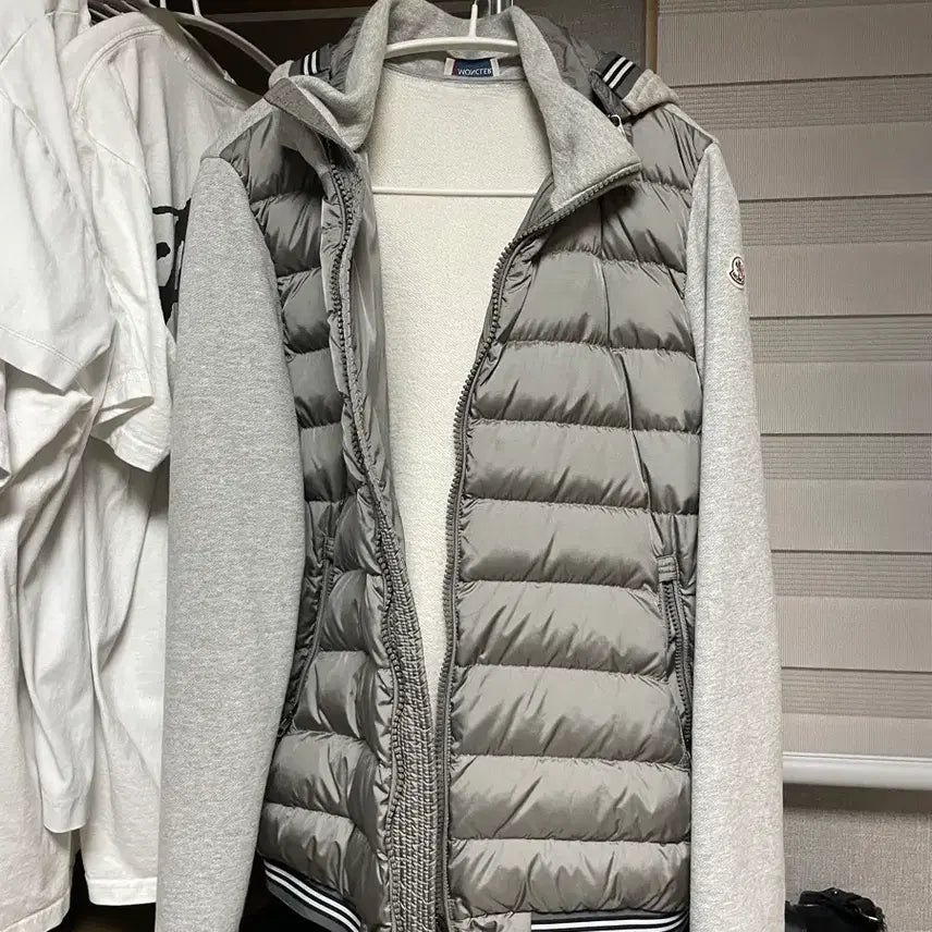 [BUNJANG] Moncler Lightweight Padded Vest Grey / 몽클레어 경량 패딩 조끼 그레이