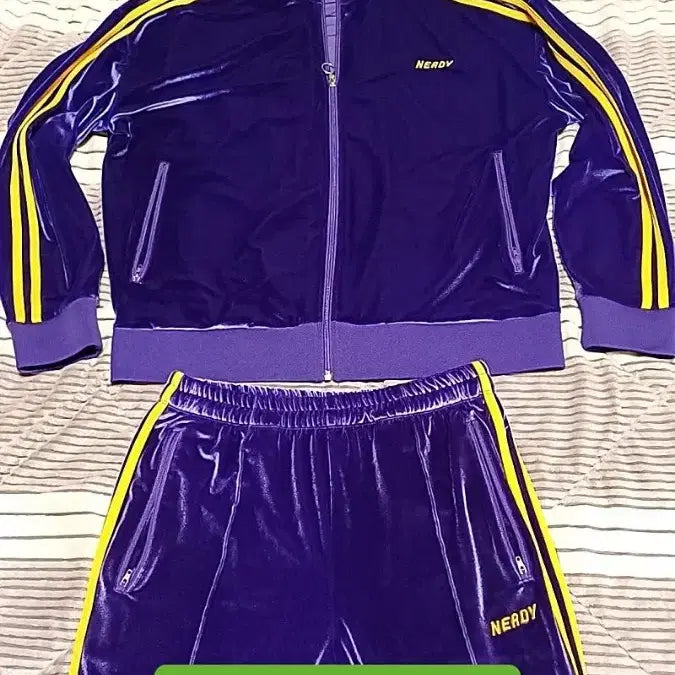 [BUNJANG] NERDY Oversized Velvet Tracksuit Set / 널디 오버핏 벨벳 트레이닝복 세트 100