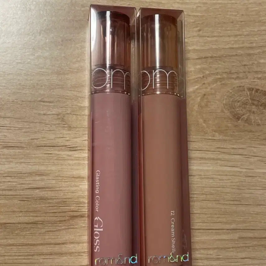 [BUNJANG] Rom&nd Glasting Color Gloss 12 Cream Shell (Sealed) / (미개봉)롬앤 글래스팅 컬러 글로스 12크림쉘