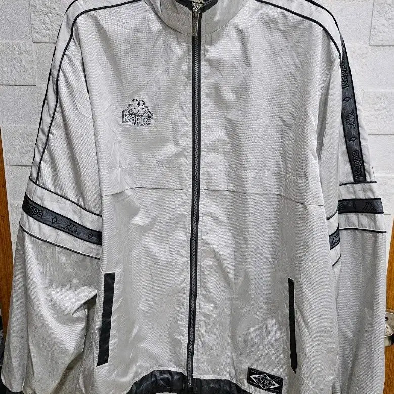 [BUNJANG] Kappa Old School Jersey Windbreaker Silver / 카파 올드스쿨 져지 윈드브레이커 실버 L