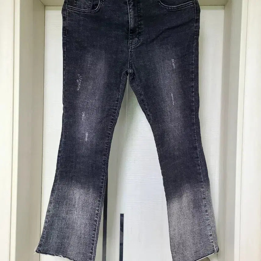 [BUNJANG] Black Grey Mid-Wash Bootcut Denim Pants / 블랙그레이 중청 부츠컷 데님 팬츠