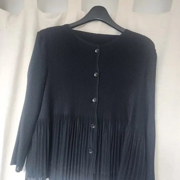 [BUNJANG] Pleats Me Black Cardigan / 플리츠미 블랙가디건