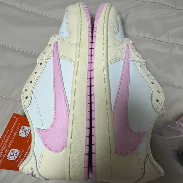 [BUNJANG] Air Jordan 1 Low x Travis Scott 'Reverse Mocha' (Mocha, Sail, Pink) - Size 280 / 조던1 스캇 모슬린 샤이 핑크 280 사이즈