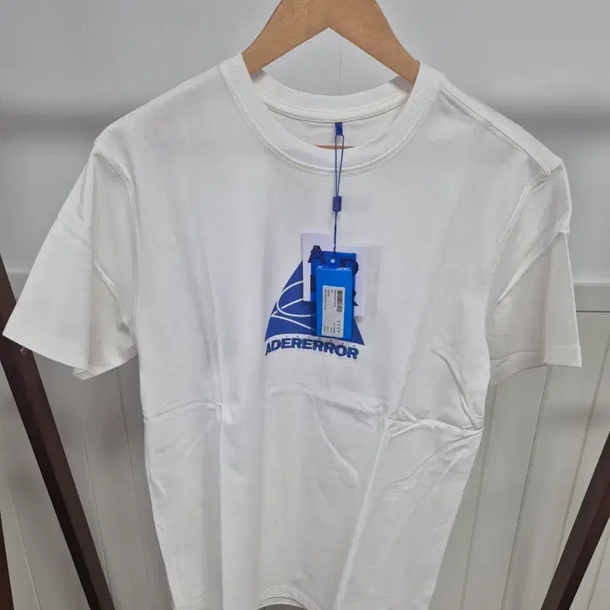 [BUNJANG] Ader Error Embroidered T-Shirt (Unisex) / 아더에러 자수 반팔 티셔츠 새상품(남녀공용)