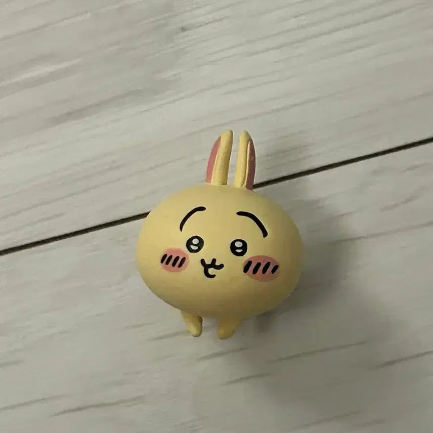 [BUNJANG] Monchichi Usagi Hug Coat Gacha / 먼작귀 우사기 허그코트 가챠