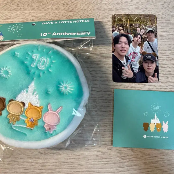 [BUNJANG] Day6 10th Anniversary Lotte Hotel Plush Doll, Photocard, and Postcard Set / 데이식스 10주년 롯데호텔