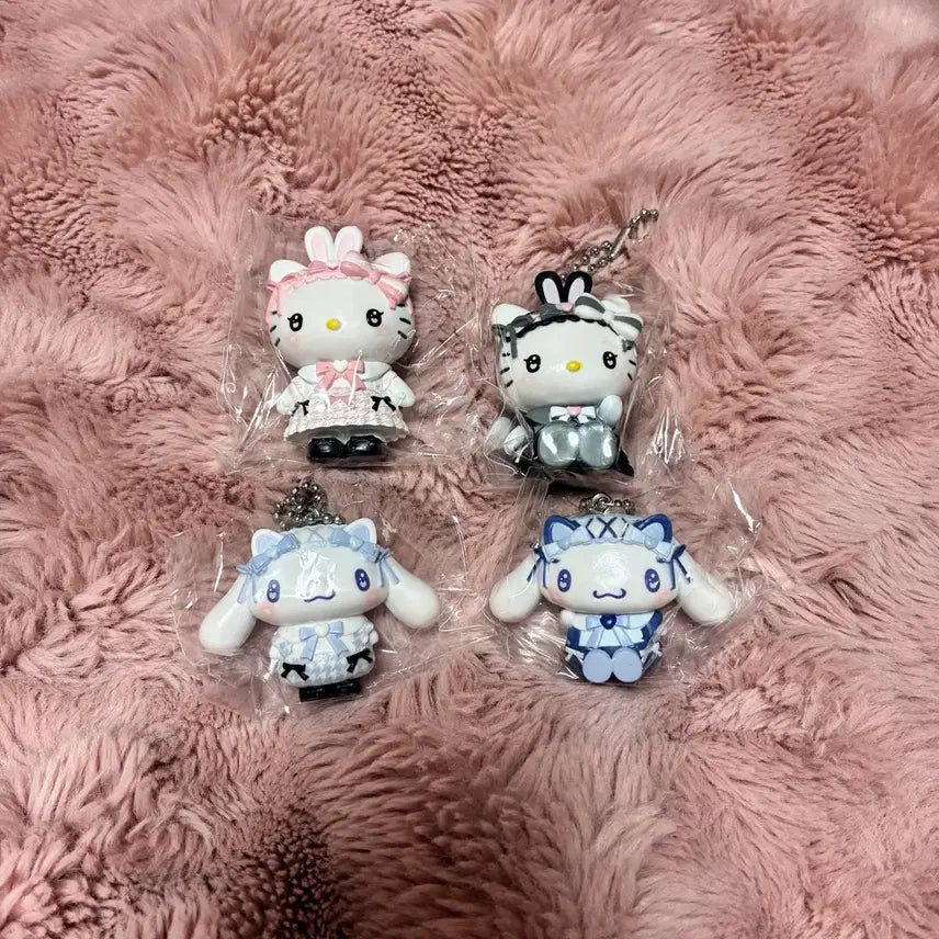 [BUNJANG] Sanrio Yumey Ribbon Mascot Charm Keychain Bundle Set (Sealed) / (미개봉) 산리오 유메리본 시크릿 마스코트 키링 일괄 헬로키티 시나모롤