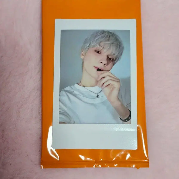 [BUNJANG] TXT Japan MOA X TOGETHER Instant Photocard Huening Kai / 투바투 일본 모아콘 moa con 재팬 인스턴트 포카 피크 폴라 휴닝카이