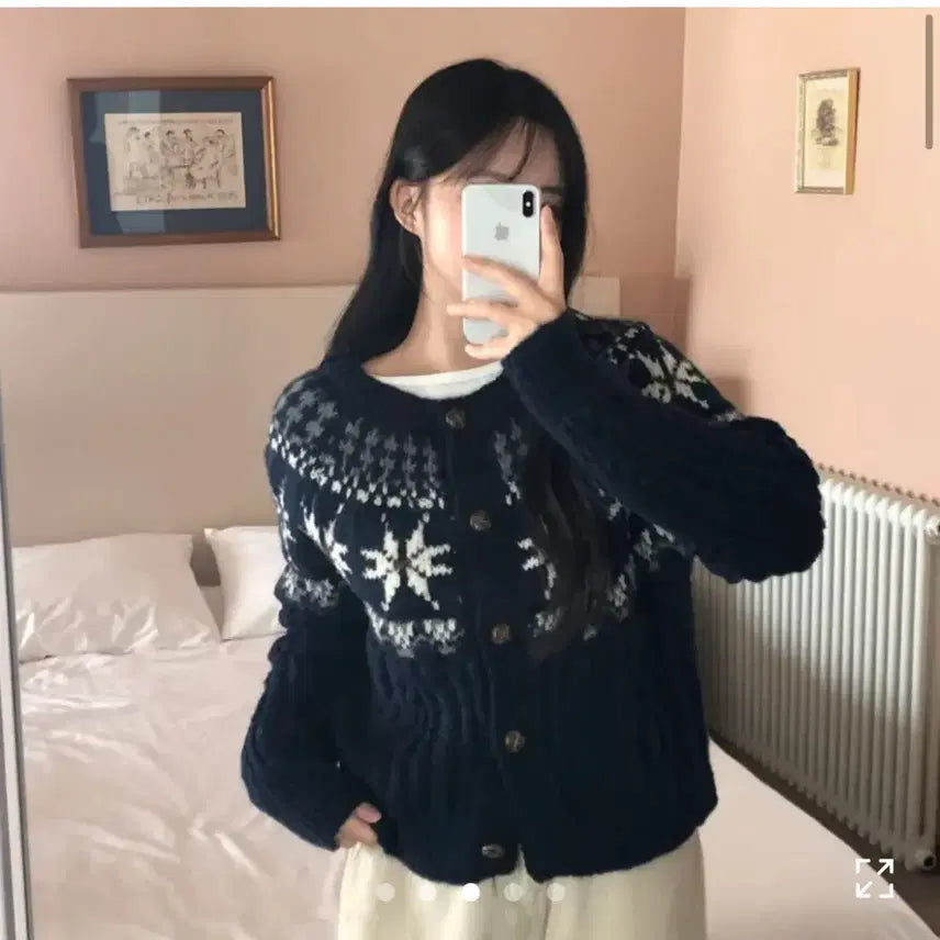 [BUNJANG] Snow Nordic Cardigan / 에이블리 스노우 노르딕 가디건